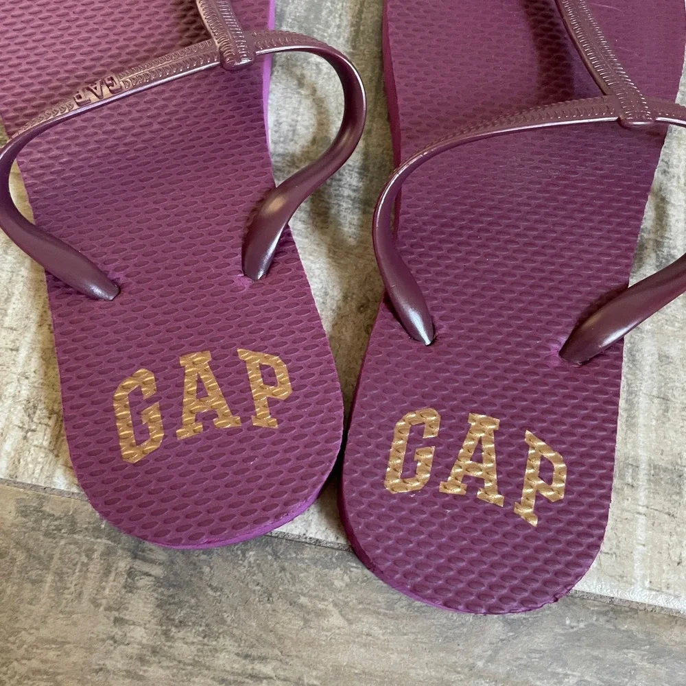 Gap Flip Flop Sandals Size 9 Purple EVA T-Strap Thong Summer Beachy Y2K Girlhood - Picture 5 of 5